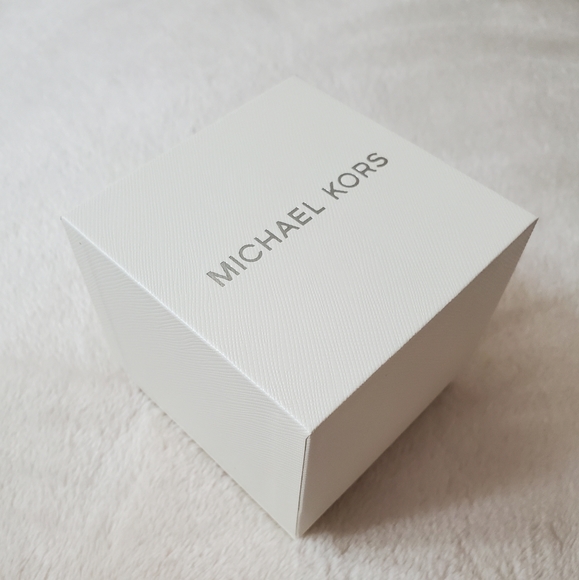 Michael Kors leather wristwatch - Picture 3 of 9